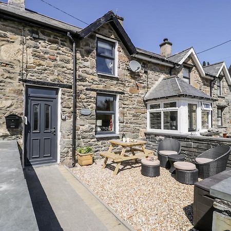 Bwthyn Ger Afon Riverplace Cottage Blaenau Ffestiniog Exterior photo