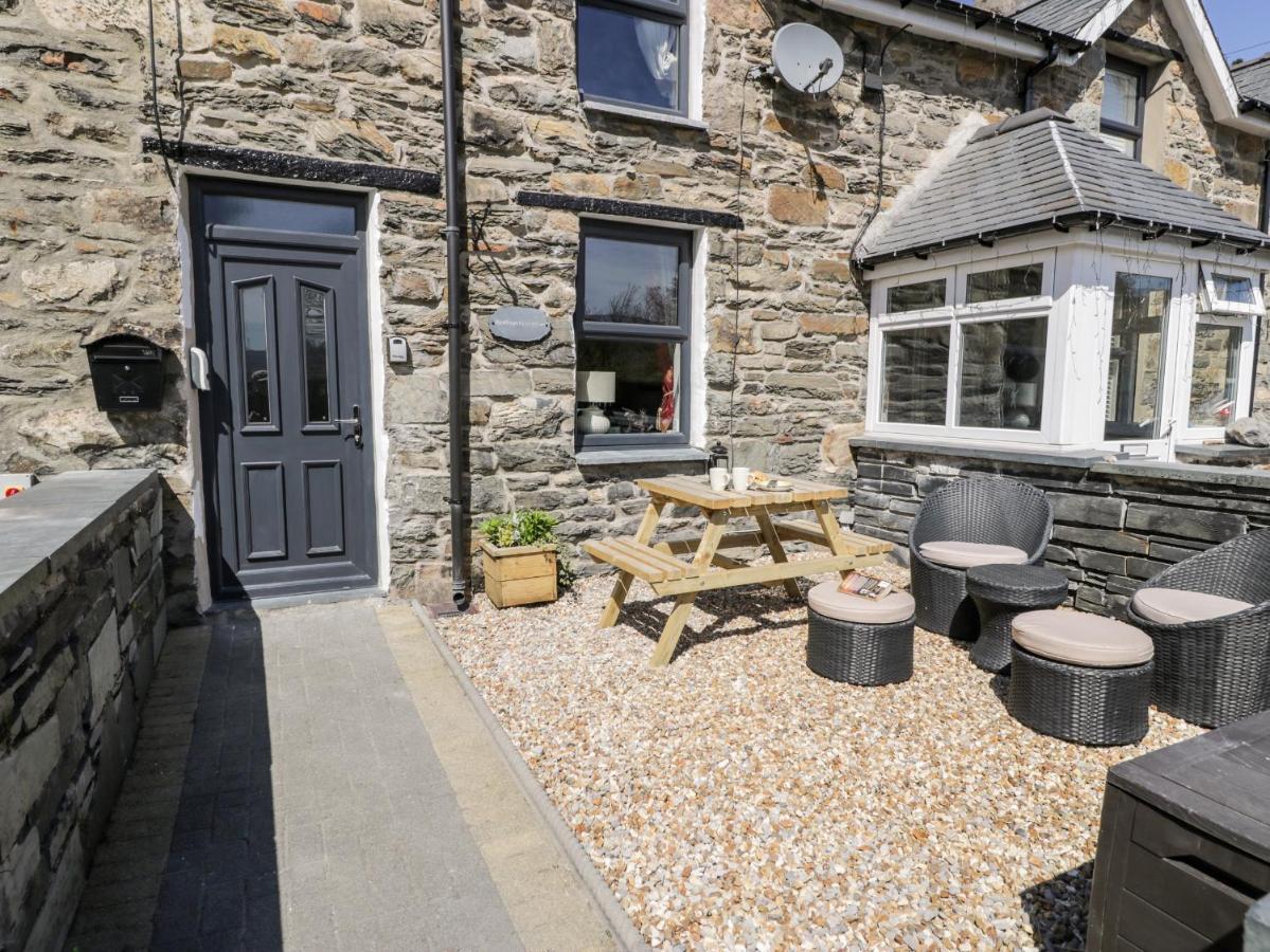 Bwthyn Ger Afon Riverplace Cottage Blaenau Ffestiniog Exterior photo
